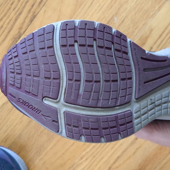 Brooks Glycerin 19 size 7.5 - Picture 4 of 6